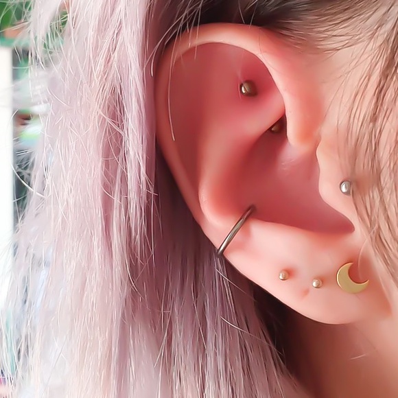 🌙Tiny Gold Crescent Moon Stud Earrings for Earlobe & Cartilage Ear Piercings - Picture 3 of 8